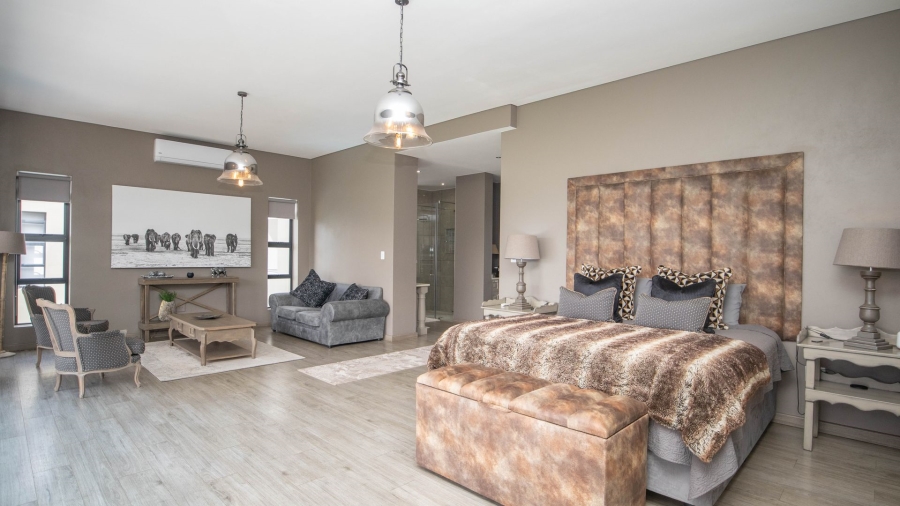 4 Bedroom Property for Sale in The Coves North West